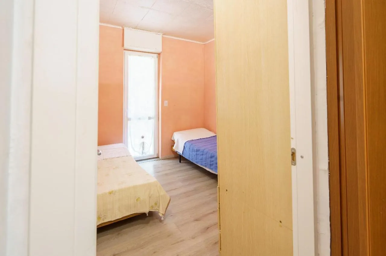 The Orange Housing In Como 0*,